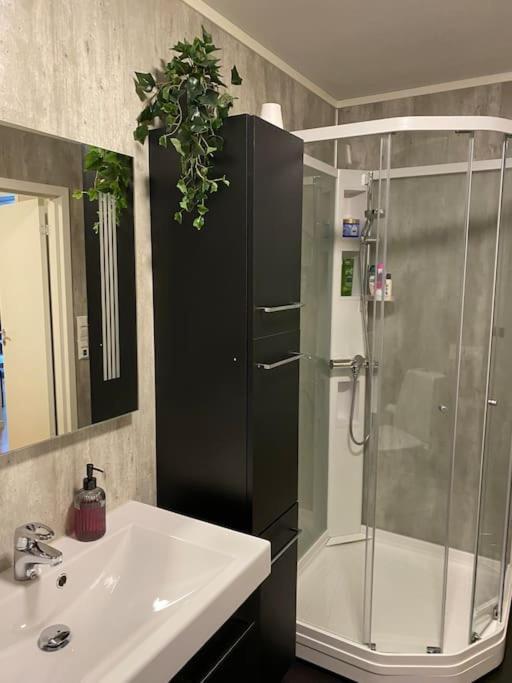 Aurora Apartment Very Close To Cable Car And Sherpatrappa Tromso Luaran gambar