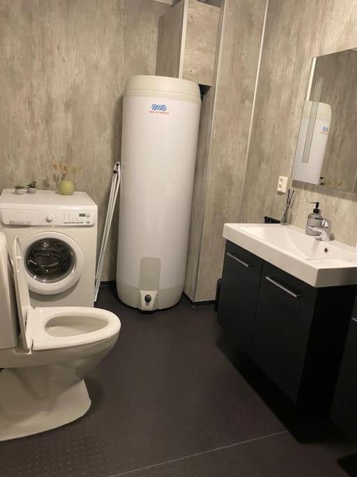Aurora Apartment Very Close To Cable Car And Sherpatrappa Tromso Luaran gambar