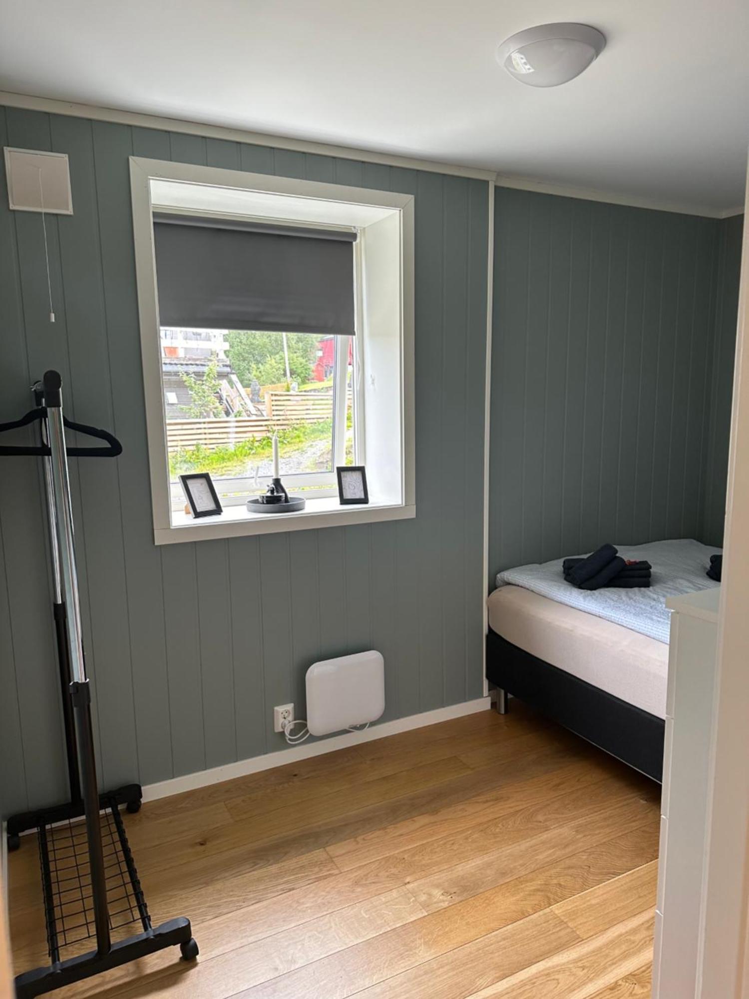 Aurora Apartment Very Close To Cable Car And Sherpatrappa Tromso Luaran gambar