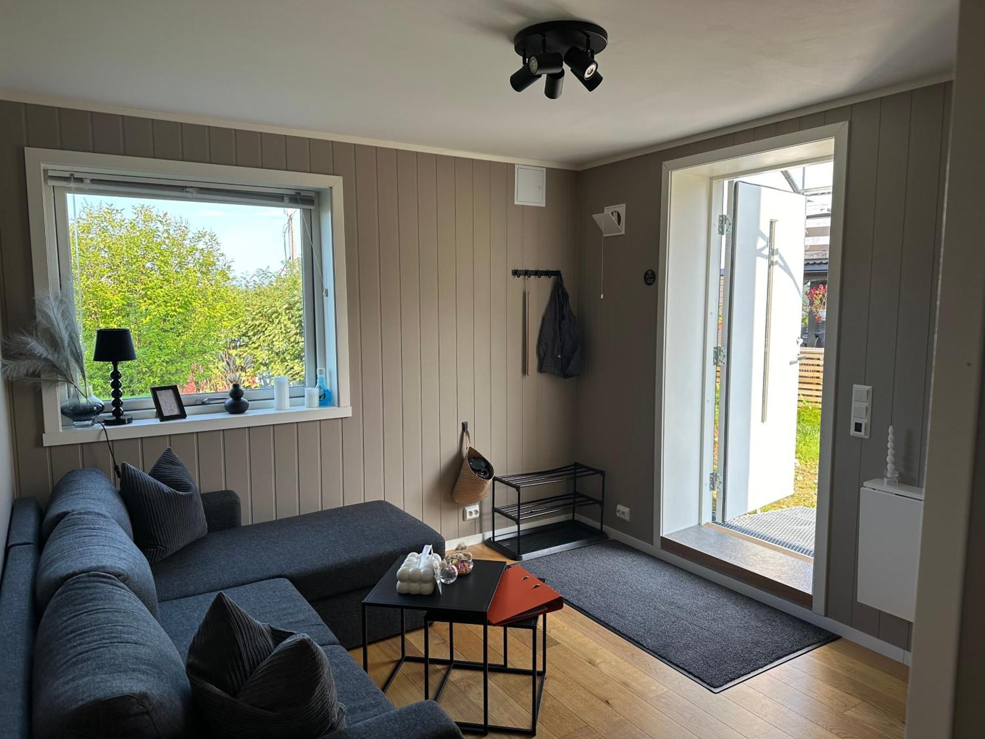 Aurora Apartment Very Close To Cable Car And Sherpatrappa Tromso Luaran gambar