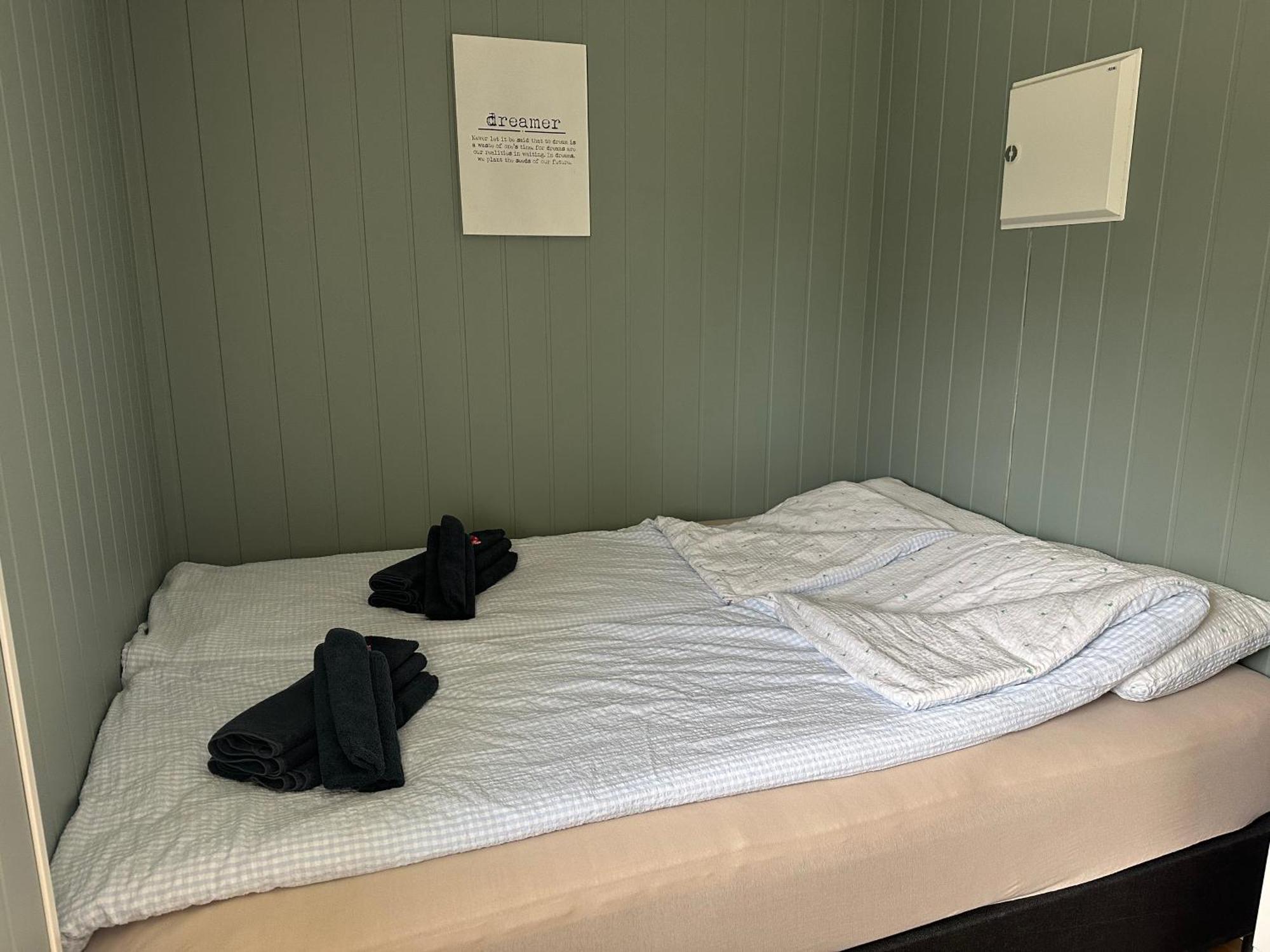 Aurora Apartment Very Close To Cable Car And Sherpatrappa Tromso Luaran gambar